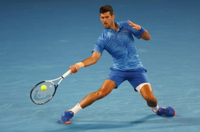 Vượt qua chấn thương, Novak Djokovic đi tiếp vào vòng 4 giải Úc mở rộng 2023