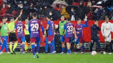 Kết quả La Liga: Barcelona bị Sevilla chia điểm dù chơi hơn người