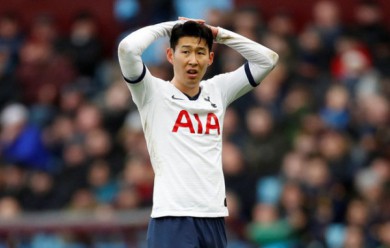 Trận Tottenham gặp Palace bị hoãn do COVID-19