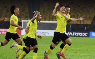 Bảng B AFF Cup 2022 - Malaysia 4-1 Singapore: Thắng lợi áp đảo để giành vé vào bán kết!