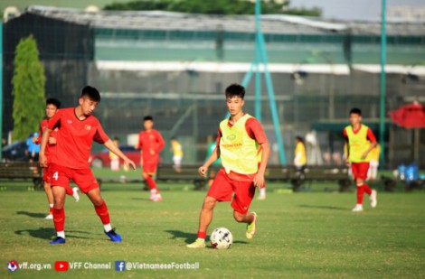 Bộ đôi Văn Khang, Văn Trường bắt nhịp nhanh với đội tuyển U19 Việt Nam