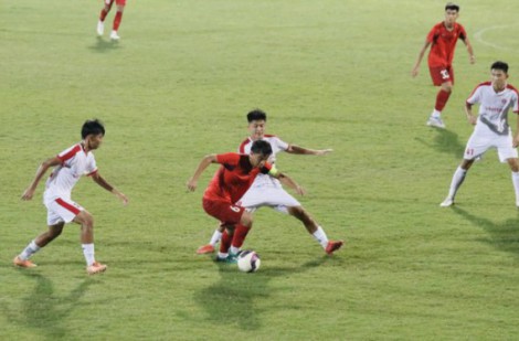 U17 Việt Nam thắng đậm U19 Viettel trong trận đấu tập trên SVĐ Việt Trì