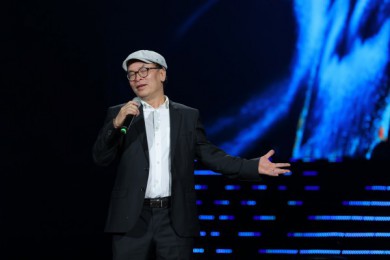 Tùng Dương nhận là một trong ba nửa yêu thương của nhạc sĩ Tuấn Phương