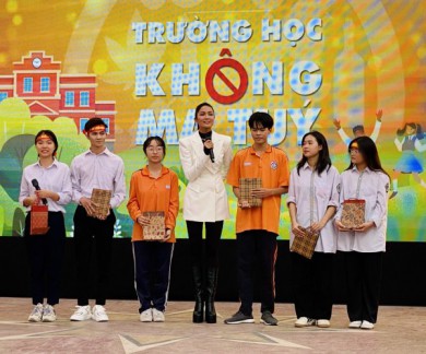 Nghệ sĩ Việt kêu gọi giới trẻ 'không thử ma túy dù chỉ một lần'