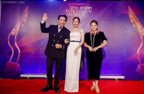 Trấn Thành, Lê Giang, Uyên Ân cùng Wren Evans nổi bật trên thảm đỏ Asian TV Awards