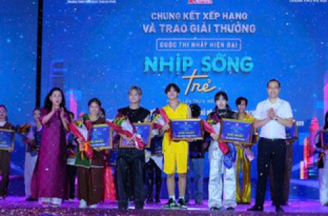 4 đội đoạt giải nhất cuộc thi nhảy hiện đại 'Nhịp sống trẻ' Hà Nội năm 2024