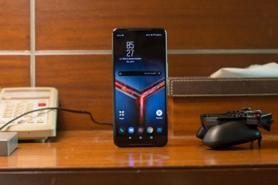 Asus công bố ROG Phone II chuyên dành cho game thủ