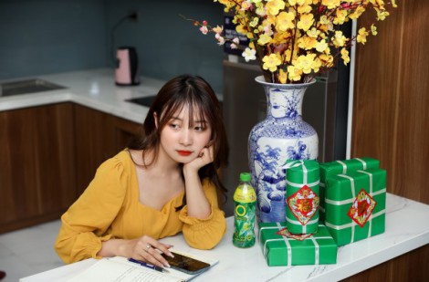 Bạn chọn ngày Tết với niềm an vui hay áp lực căng thẳng?