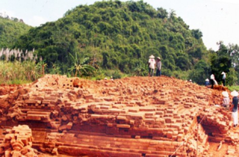 Bảo tồn và khám phá di sản văn hóa bằng kỹ thuật hạt nhân