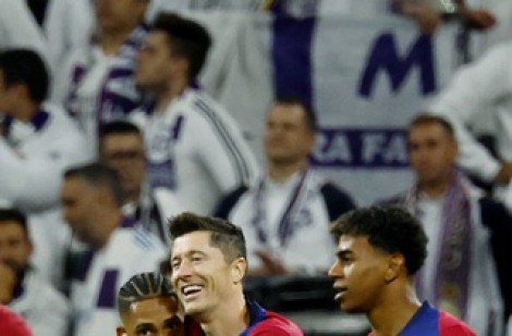 Barcelona đè bẹp Real Madrid ở 'Siêu kinh điển': Lewandowski và Lamine Yamal trình diễn siêu hạng