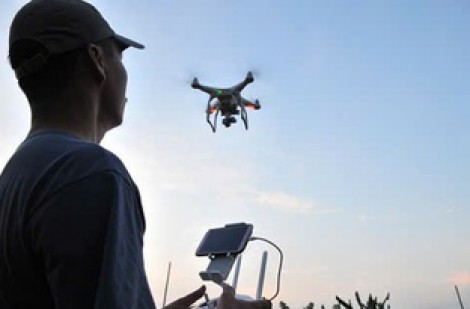 Bay flycam, xin cấp phép ở đâu, thủ tục thế nào?