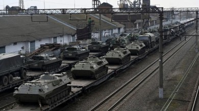 Bế tắc trên chiến trường, Ukraine chuyển hướng đánh vào 
