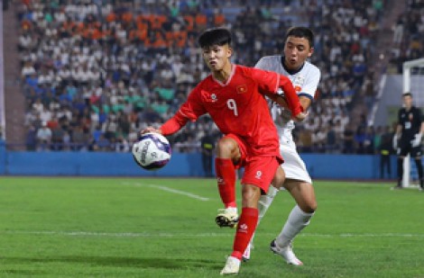 Bị U.17 Kyrgyzstan chia điểm, khó khăn chồng chất với U.17 Việt Nam