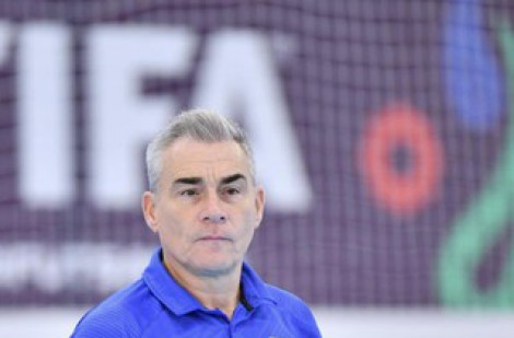 Bị kiện ở futsal World Cup, HLV đội Thái Lan vẫn làm căng: FIFA phải điều tra