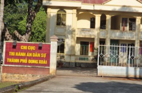 Bình Phước: Bắt chấp hành viên Chi cục Thi hành án dân sự TP.Đồng Xoài