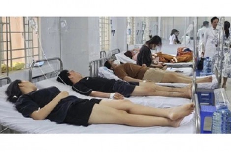 Bộ Y tế vào cuộc vụ ngộ độc sau ăn bánh mì ở Đồng Nai