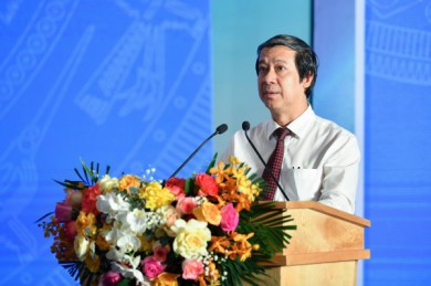 Bộ trưởng Bộ GD-ĐT: Hà Nội phải chấm dứt cảnh xếp hàng xuyên đêm nhập học