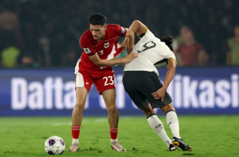 Cầu thủ nhập tịch Indonesia bị dọa giết vì thất nghiệp, một người kiếm được CLB mới