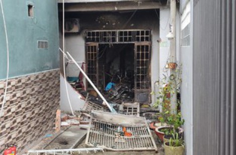 Cháy nhà ở TP.HCM, 3 mẹ con tử vong: Cháy dữ dội sau tiếng nổ lớn