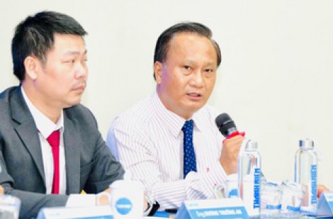 Chỉ chia sẻ lại tin giả lên mạng xã hội, phạm tội gì?