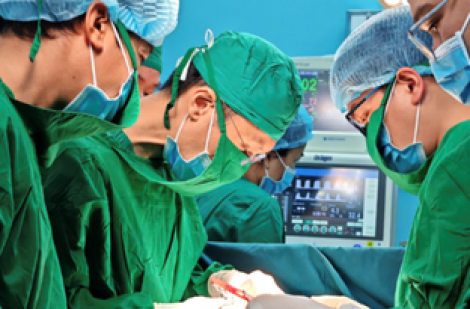 Côn Đảo: Cứu sống kịp thời ngư dân bị tai nạn bất ngờ trên tàu đánh cá