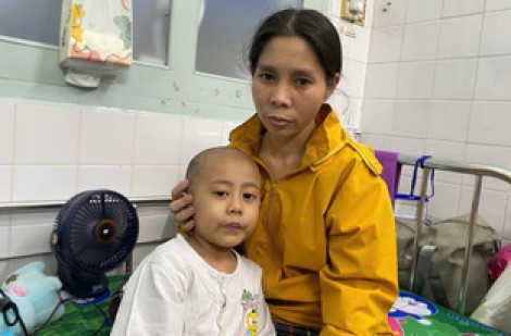 Con muốn sống: Vét 7 triệu đồng tiền cưới, người mẹ nghèo cứu con ung thư máu