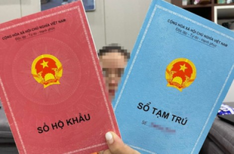 Công an TP.HCM nói không cần nộp sổ hộ khẩu khi nhập học cho con