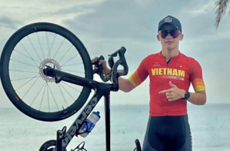 Dàn xe đội Việt Nam cháy, mất hàng tỉ đồng: BTC chuyển gấp 27 xe về nơi đấu cách 350 km