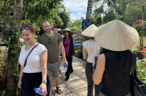 Du lịch cần làm gì để cán đích 25 triệu lượt khách quốc tế ?