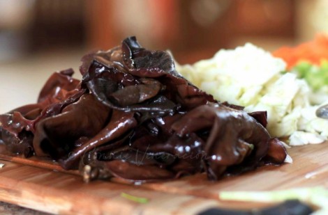 Dùng mộc nhĩ nấu ăn ngày Tết nhớ kỹ 5 “đại kỵ” này khẻo “tiền mất tật mang”