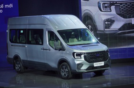 Ford Transit mới có 3 phiên bản, giá từ 905 triệu đồng tại Việt Nam