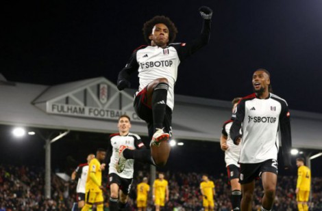 Fulham giành chiến thắng kịch tính trước Wolverhampton