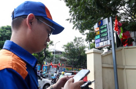 Giá xăng dầu hôm nay 24.4.2025: Xăng trong nước có thể tăng mạnh?