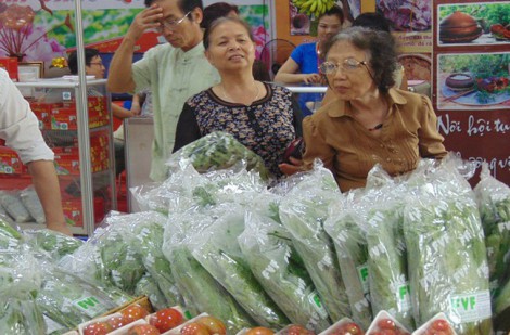 Góc cảnh báo: Phòng tránh ngộ độc thực phẩm trong ngày Tết