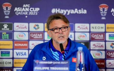 HLV Philippe Troussier: “Trận gặp Indonesia là một phần trong quá trình tổng thể để vượt qua vòng bảng”