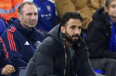 HLV Ruben Amorim chỉ ra vấn đề của M.U, đã cảm nhận sức ép từ truyền thông