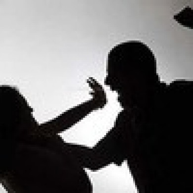 Hà Tĩnh: Đánh đập vợ, người đàn ông bị xử phạt 7,5 triệu đồng