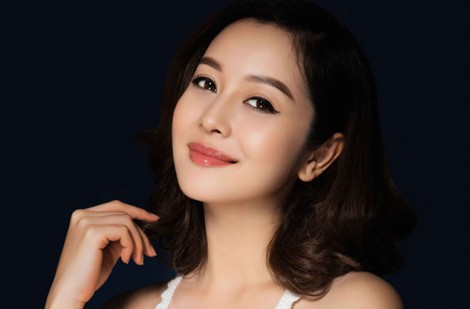 Hoa hậu Jennifer Phạm mang bầu lần 4