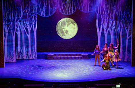 Hợp tác Anh - Việt bền chặt trong vở panto 'Beauty and the beast'