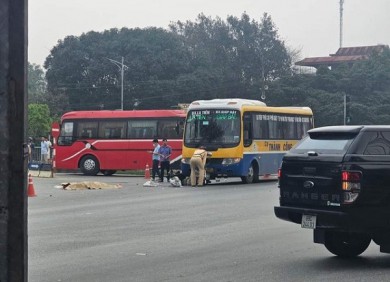 Hưng Yên: Va chạm với ô tô khách, người phụ nữ tử vong tại chỗ