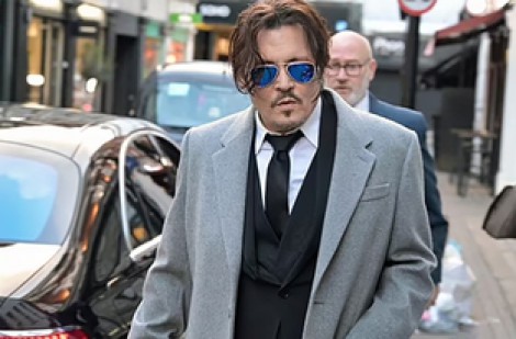 Johnny Depp 'lột xác' sau phiên tòa chống lại vợ cũ