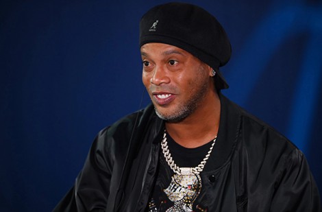 Khó tin: Ronaldinho xin vé xem đội tuyển Brazil nhưng vẫn tuyên bố tẩy chay… Copa America