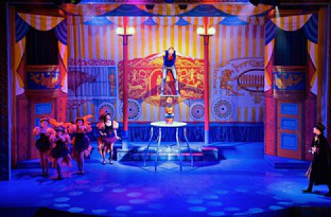 Kịch pantomime 'Beauty and the beast' được 'nhập khẩu' vào Việt Nam thế nào?