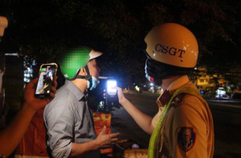 Kiện CSGT đòi bồi thường 32 triệu: Cần làm gì nếu không đồng ý lỗi vi phạm?