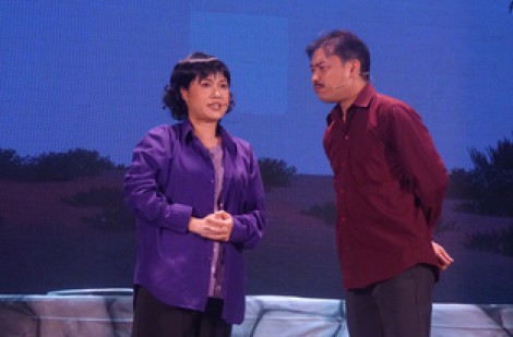 Lâm Vỹ Dạ hát cổ nhạc trong kịch 'Đứt dây tơ chùng'