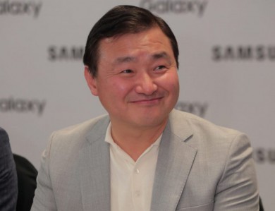 Lãnh đạo Samsung: “Tạo ra trải nghiệm mới là động lực thúc đẩy sự tiến bộ”