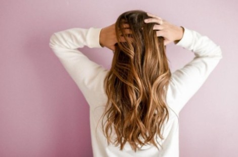 Lên lịch dưỡng tóc suôn mượt với 5 bước đơn giản