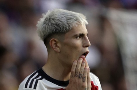 M.U bế tắc trên sân Crystal Palace, HLV Ten Hag chưa dứt cơn đau đầu