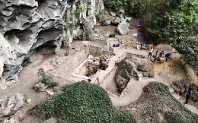 Mái đá Ngườm với địa tầng khảo cổ học cổ nhất Việt Nam