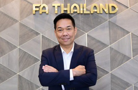 Mới: 14 giờ chiều nay, Phó chủ tịch FAT có mặt ở trụ sở VFF, xin lỗi vụ sai Quốc kỳ